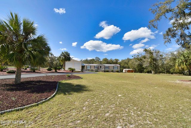 105 LAKE COMO Drive, Pomona Park, FL 32181