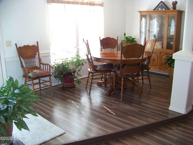 105 LAKE COMO Drive, Pomona Park, FL 32181