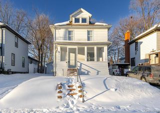 54 Hudson Avenue, Pontiac, MI 48342