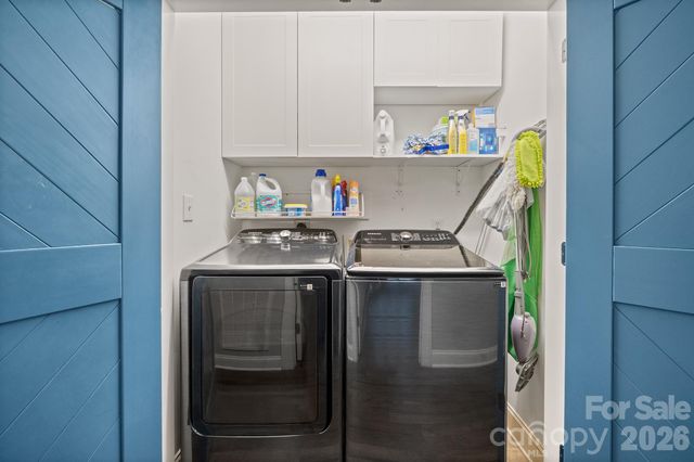 408 Mooreland Drive NE, Conover, NC 28613