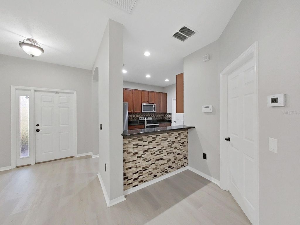 Image 15 of property listing at 20119 WEEPING LAUREL PLACE, Tampa, FL 33647