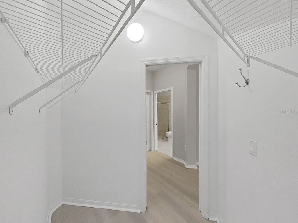 Image 29 of property listing at 20119 WEEPING LAUREL PLACE, Tampa, FL 33647