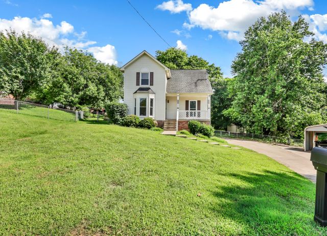 402 Boscobel Ct, Clarksville, TN 37040