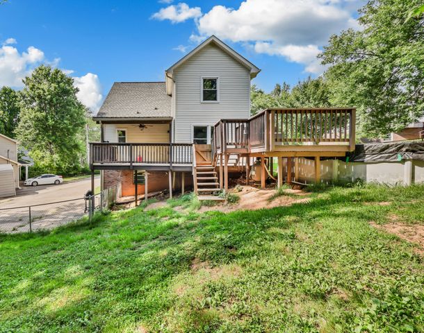 402 Boscobel Ct, Clarksville, TN 37040