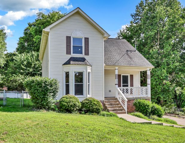402 Boscobel Ct, Clarksville, TN 37040