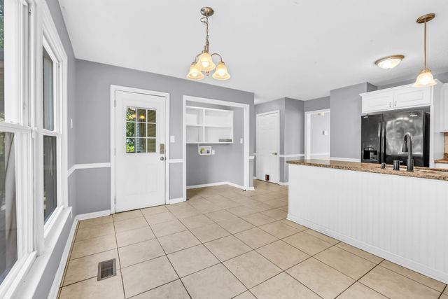 402 Boscobel Ct, Clarksville, TN 37040