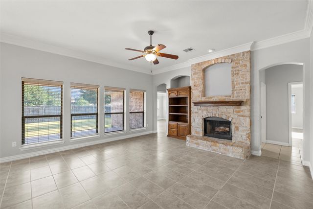 302 Canterbury Drive, Waco, TX 76712