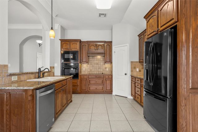 302 Canterbury Drive, Waco, TX 76712