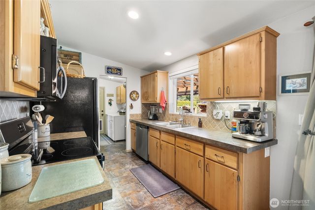 1115 Rhodes Road, Sedro Woolley, WA 98284