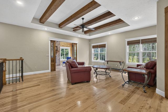 5079 E Farm Road 122, Springfield, MO 65802
