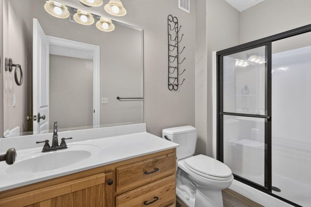 5079 E Farm Road 122, Springfield, MO 65802