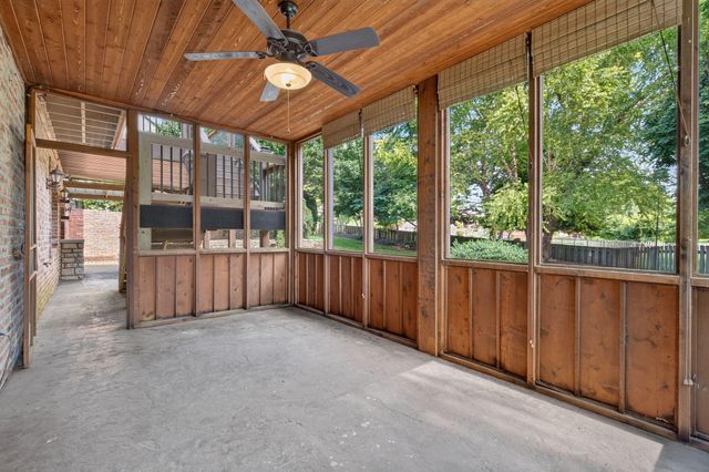5079 E Farm Road 122, Springfield, MO 65802