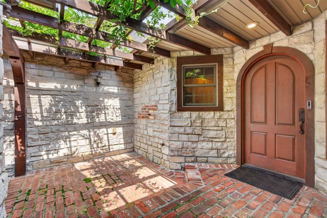 5079 E Farm Road 122, Springfield, MO 65802