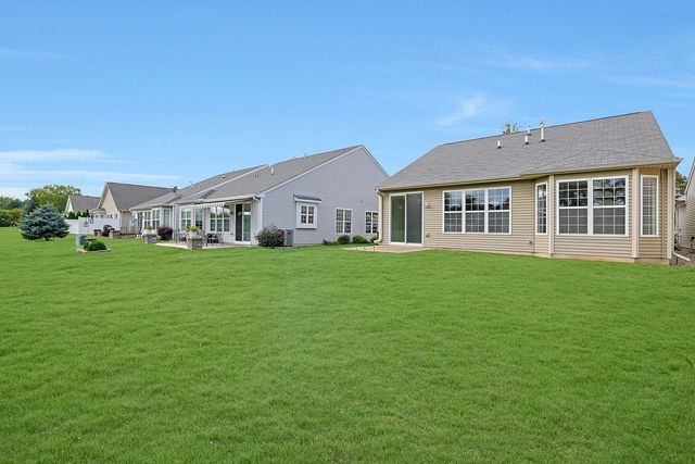 12598 Wedgemere Drive, Huntley, IL 60142