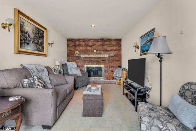 259 Chestnut St, Bound Brook Boro, NJ 08805