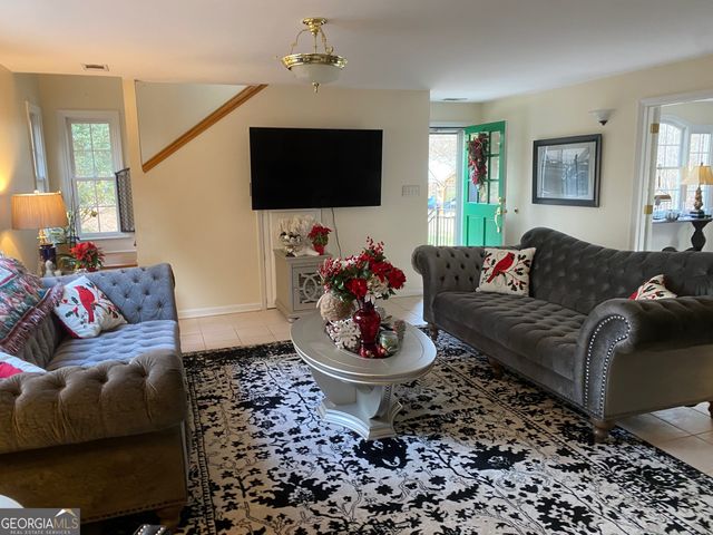 919 Arnold Bottoms Road, Comer, GA 30629