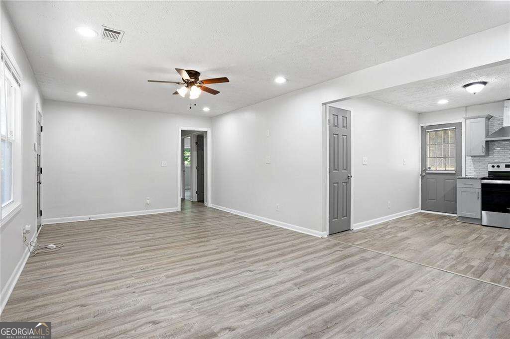 923 Redford Drive SE, Atlanta, GA 30315 — photo 4
