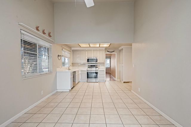 1005 Cherry Court, Hollister, CA 95023