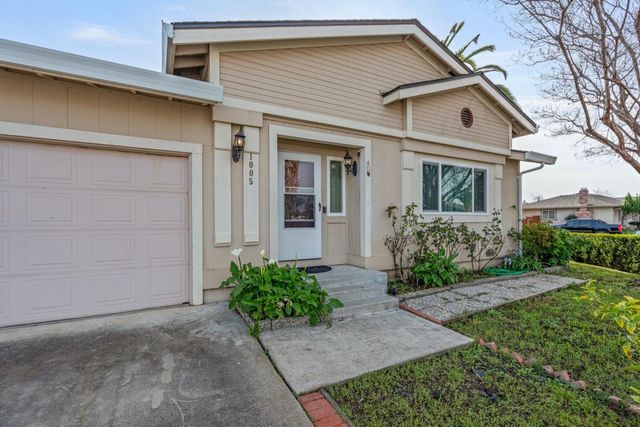 1005 Cherry Court, Hollister, CA 95023