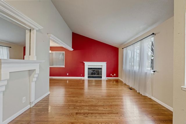 1005 Cherry Court, Hollister, CA 95023