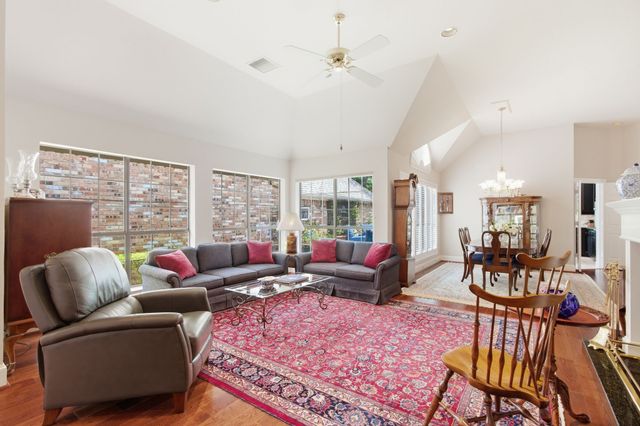 2614 Rockport Circle, Garland, TX 75044
