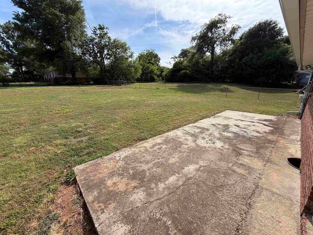 6111 Melvin Dr, Spartanburg, SC 29303