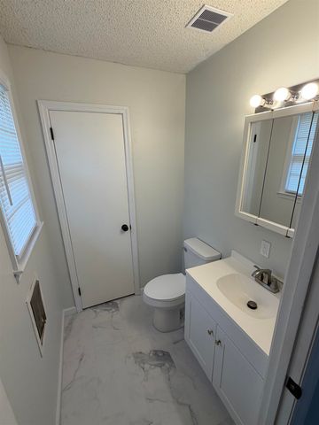 6111 Melvin Dr, Spartanburg, SC 29303