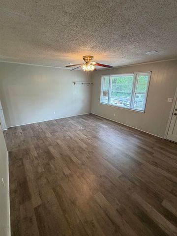 6111 Melvin Dr, Spartanburg, SC 29303