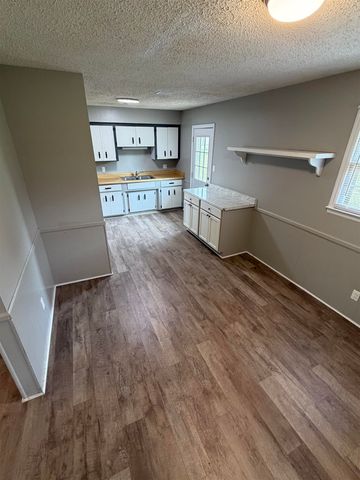 6111 Melvin Dr, Spartanburg, SC 29303