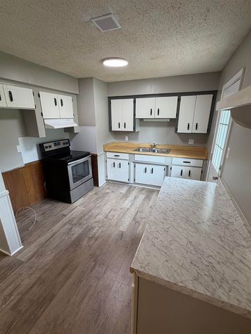 6111 Melvin Dr, Spartanburg, SC 29303