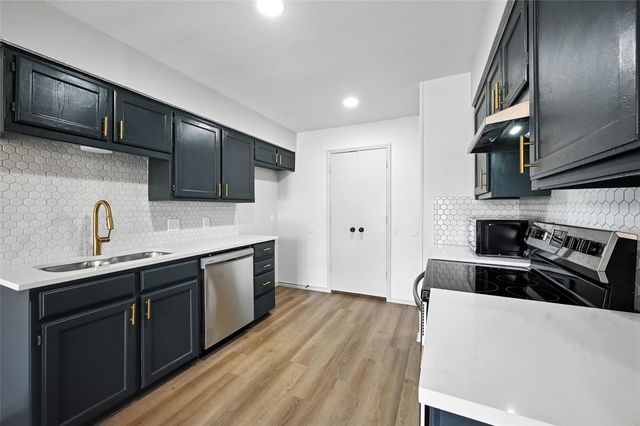 5715 Red Cactus Court, Arlington, TX 76017