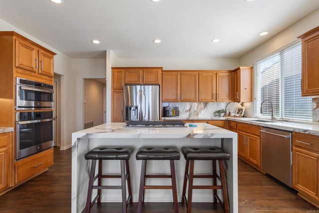 2152 Rocky Point Way, San Marcos, CA 92078