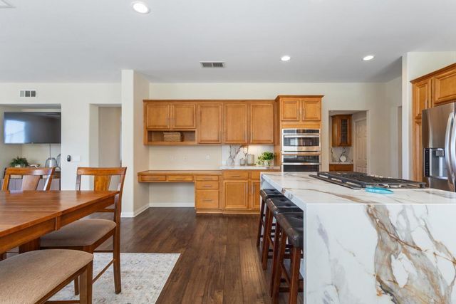 2152 Rocky Point Way, San Marcos, CA 92078