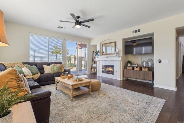 2152 Rocky Point Way, San Marcos, CA 92078