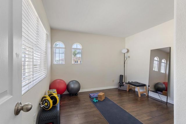 2152 Rocky Point Way, San Marcos, CA 92078