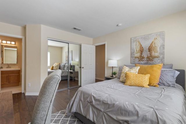 2152 Rocky Point Way, San Marcos, CA 92078