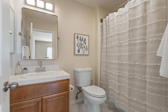 2152 Rocky Point Way, San Marcos, CA 92078