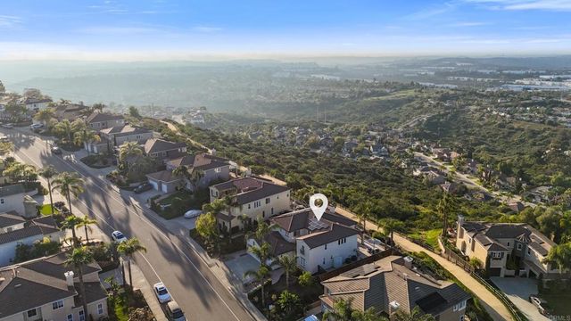 2152 Rocky Point Way, San Marcos, CA 92078