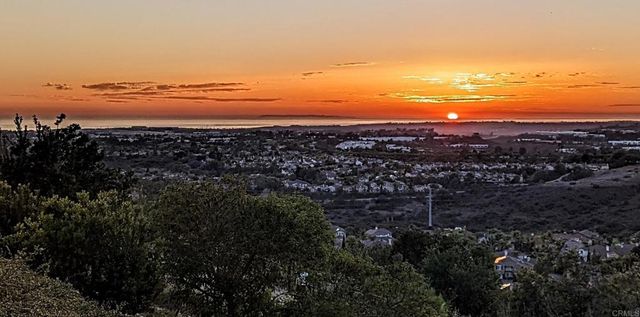 2152 Rocky Point Way, San Marcos, CA 92078