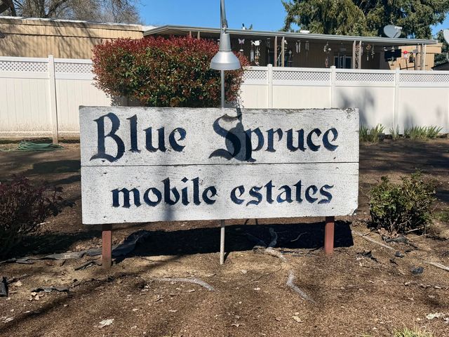 3700 Bellinger Lane SPC 53, Medford, OR 97501