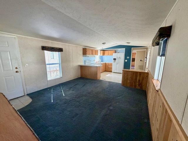 3700 Bellinger Lane SPC 53, Medford, OR 97501