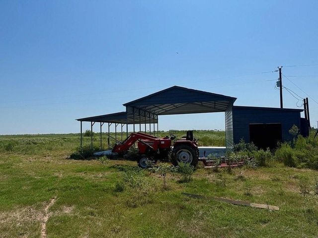 1993 Fm 2761, Cat Spring, TX 78933
