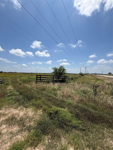 1993 Fm 2761, Cat Spring, TX 78933