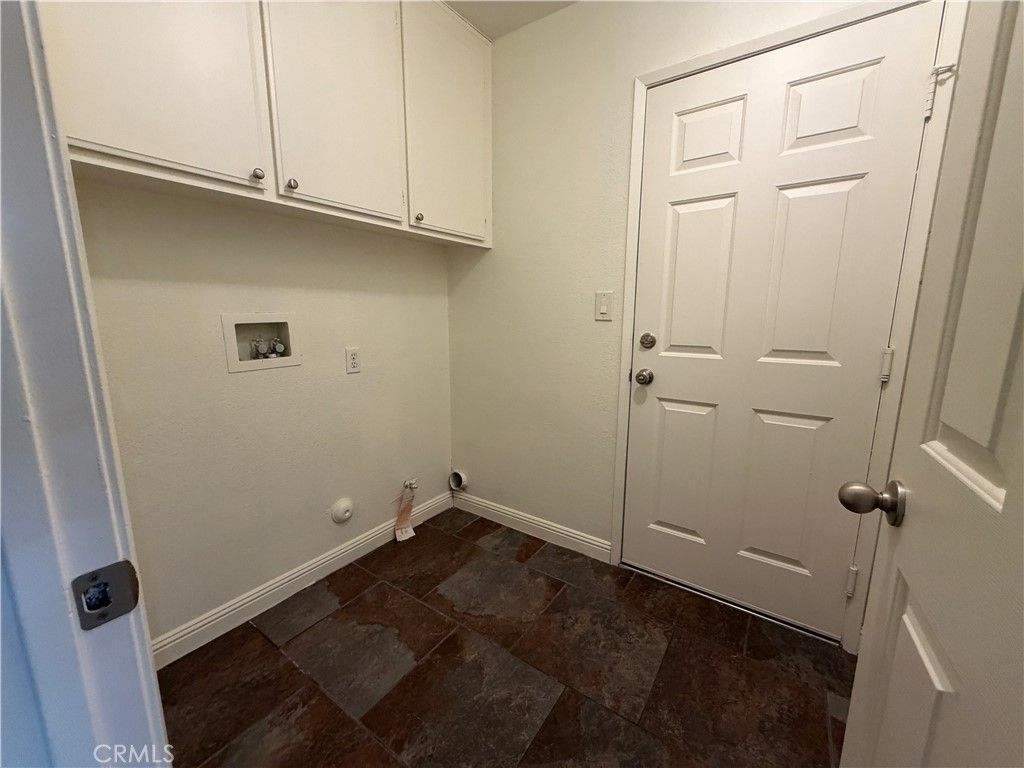 Image 16 of property listing at 37280 Huckaby Lane, Murrieta, CA 92562