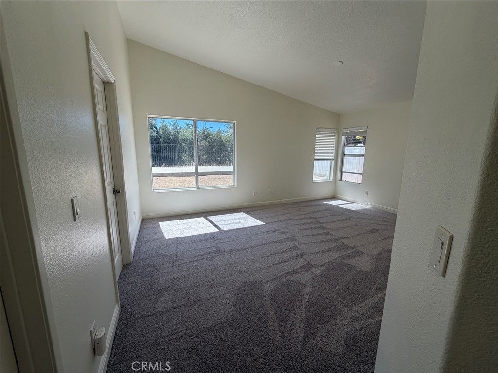 Image 28 of property listing at 37280 Huckaby Lane, Murrieta, CA 92562