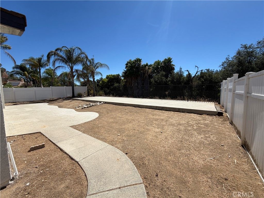 Image 38 of property listing at 37280 Huckaby Lane, Murrieta, CA 92562