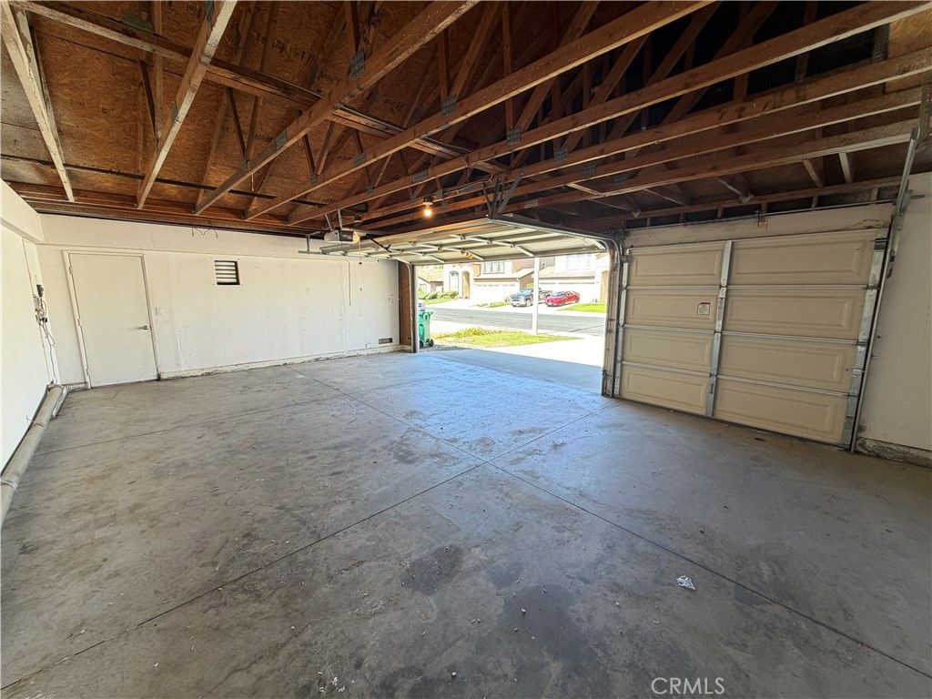 Image 43 of property listing at 37280 Huckaby Lane, Murrieta, CA 92562