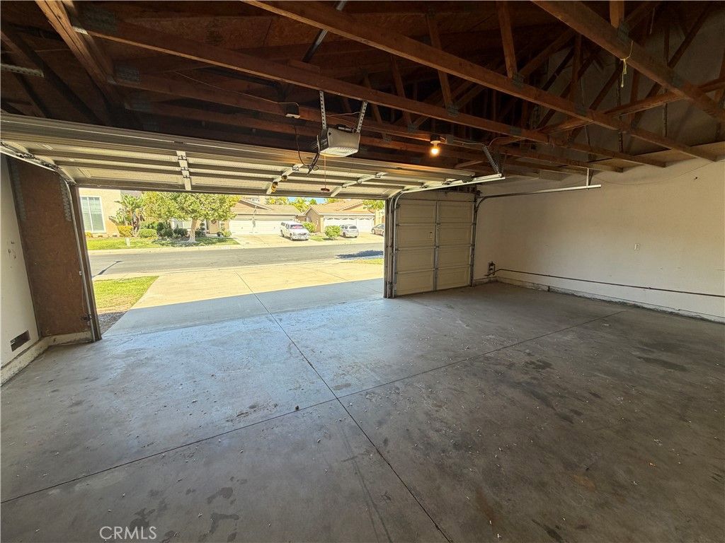 Image 44 of property listing at 37280 Huckaby Lane, Murrieta, CA 92562