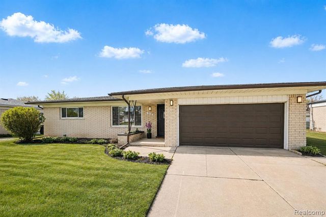 36299 Gregory Drive, Sterling Heights, MI 48312
