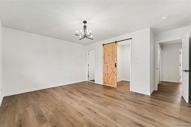 36299 Gregory Drive, Sterling Heights, MI 48312